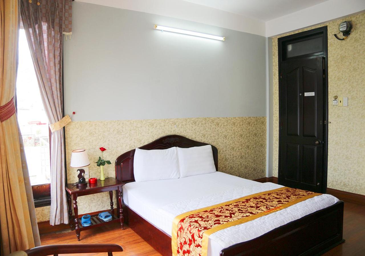 Ponys Hotel Нячанг Экстерьер фото