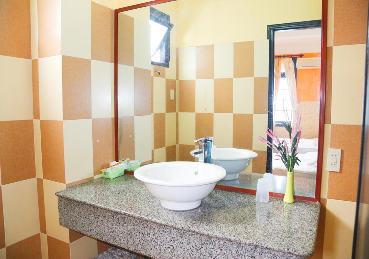 Ponys Hotel Нячанг Экстерьер фото