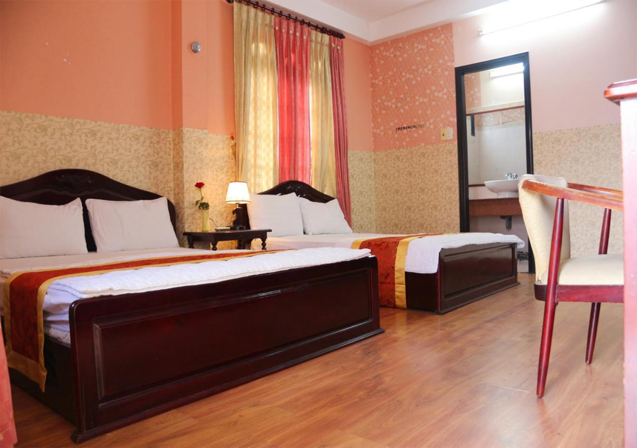 Ponys Hotel Нячанг Экстерьер фото