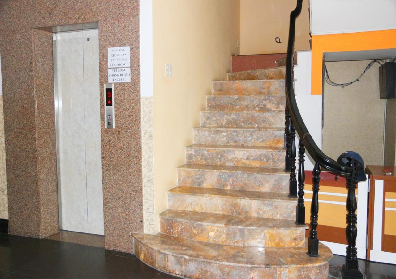 Ponys Hotel Нячанг Экстерьер фото