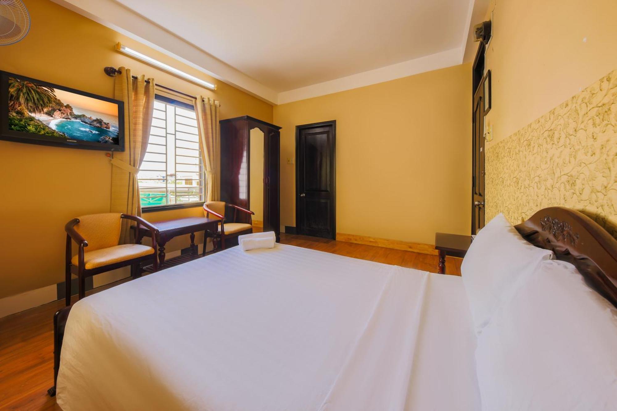 Ponys Hotel Нячанг Экстерьер фото