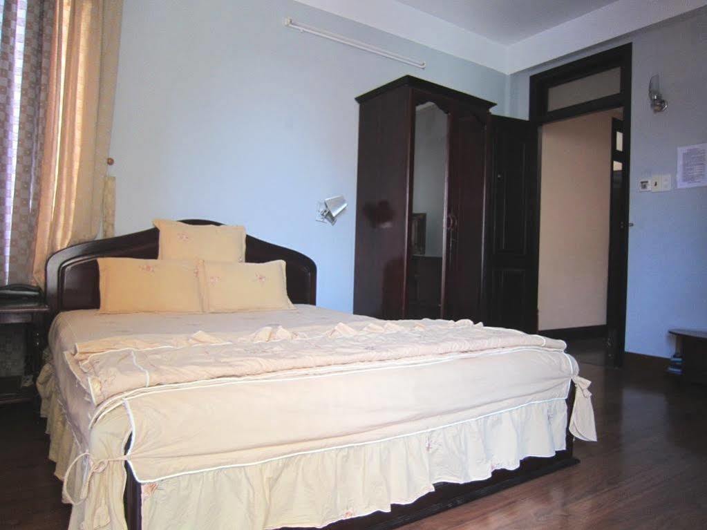 Ponys Hotel Нячанг Экстерьер фото