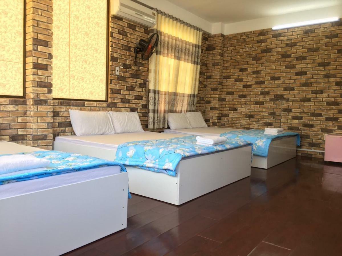 Ponys Hotel Нячанг Экстерьер фото