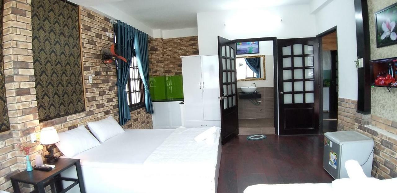 Ponys Hotel Нячанг Экстерьер фото